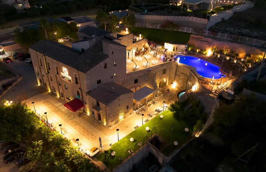 Villa Vittoria Hotel-1